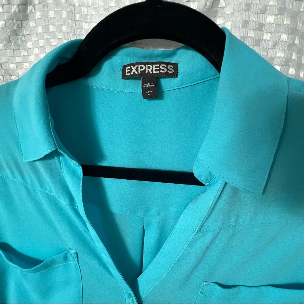 Express Blouse - Picture 2 of 2